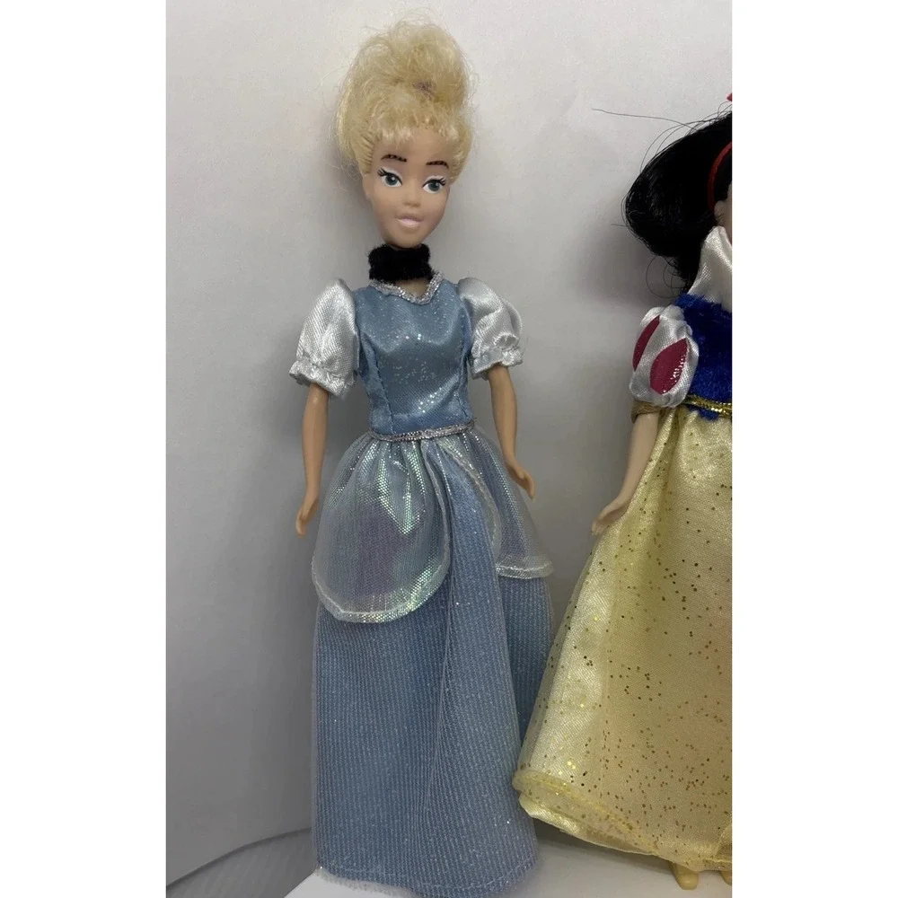 4 Disneyland California Disney Princesses Snow White Cinderella Belle‎ Aurora 6